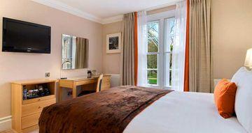 Hilton Hyde Park Hotel 4*
